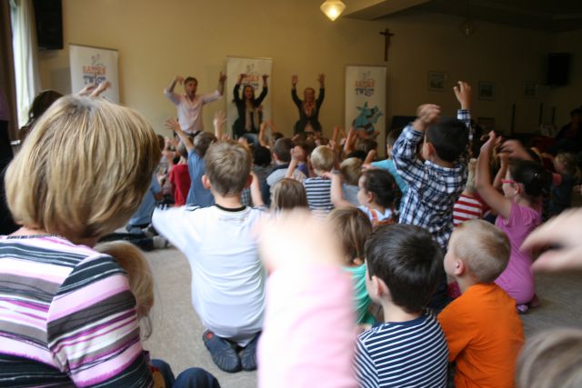 gal/2011/2011 Kita St.Peter/2011 Kathi Abiball 02.07. Bottroper Saalbau 046.JPG